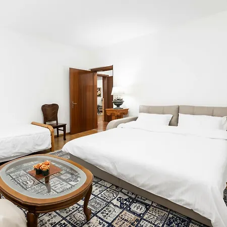 We 2br Blloku דירה *