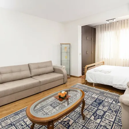 We 2br Blloku Tirana