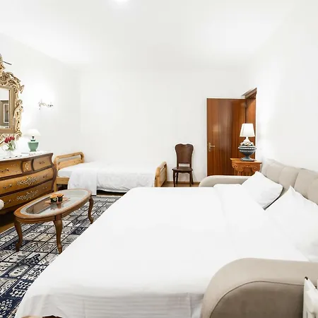 We 2br Blloku Tirana