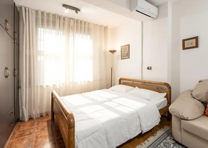 We 2br Blloku Tirana